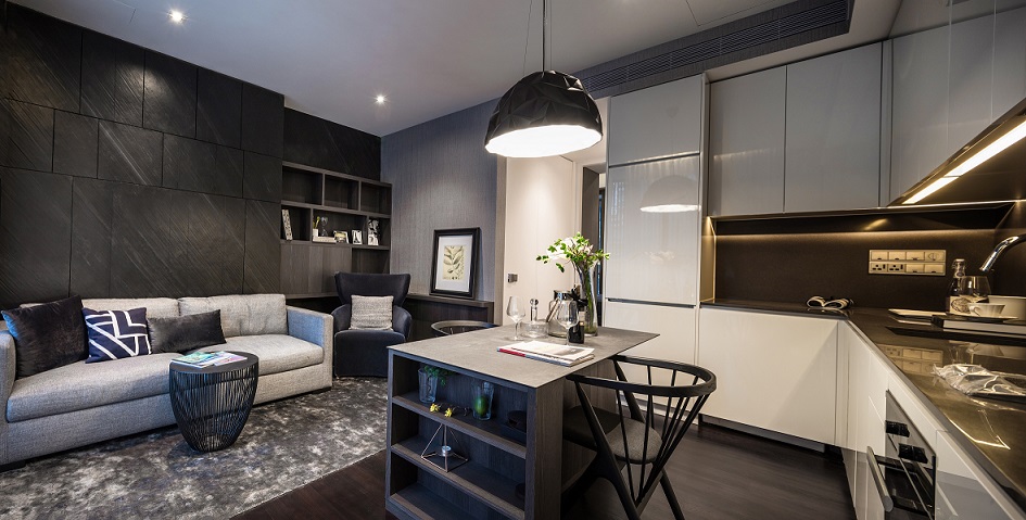 The show suite of a one-bedroom-plus-study at Lloyd Sixtyfive. A similar 710 sq ft unit was sold at a new benchmark price of $2.02 million, or $2,842 psf.