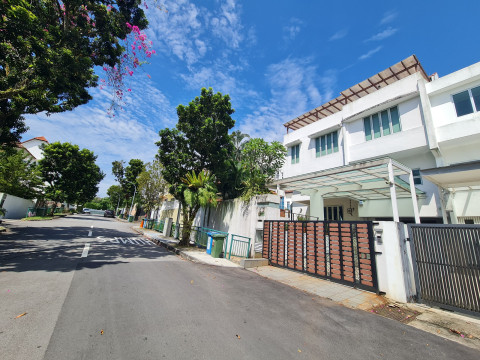 The 2½ -storey house sits on a plot of approximately 4,000 sq ft (Photo: Knight Frank)