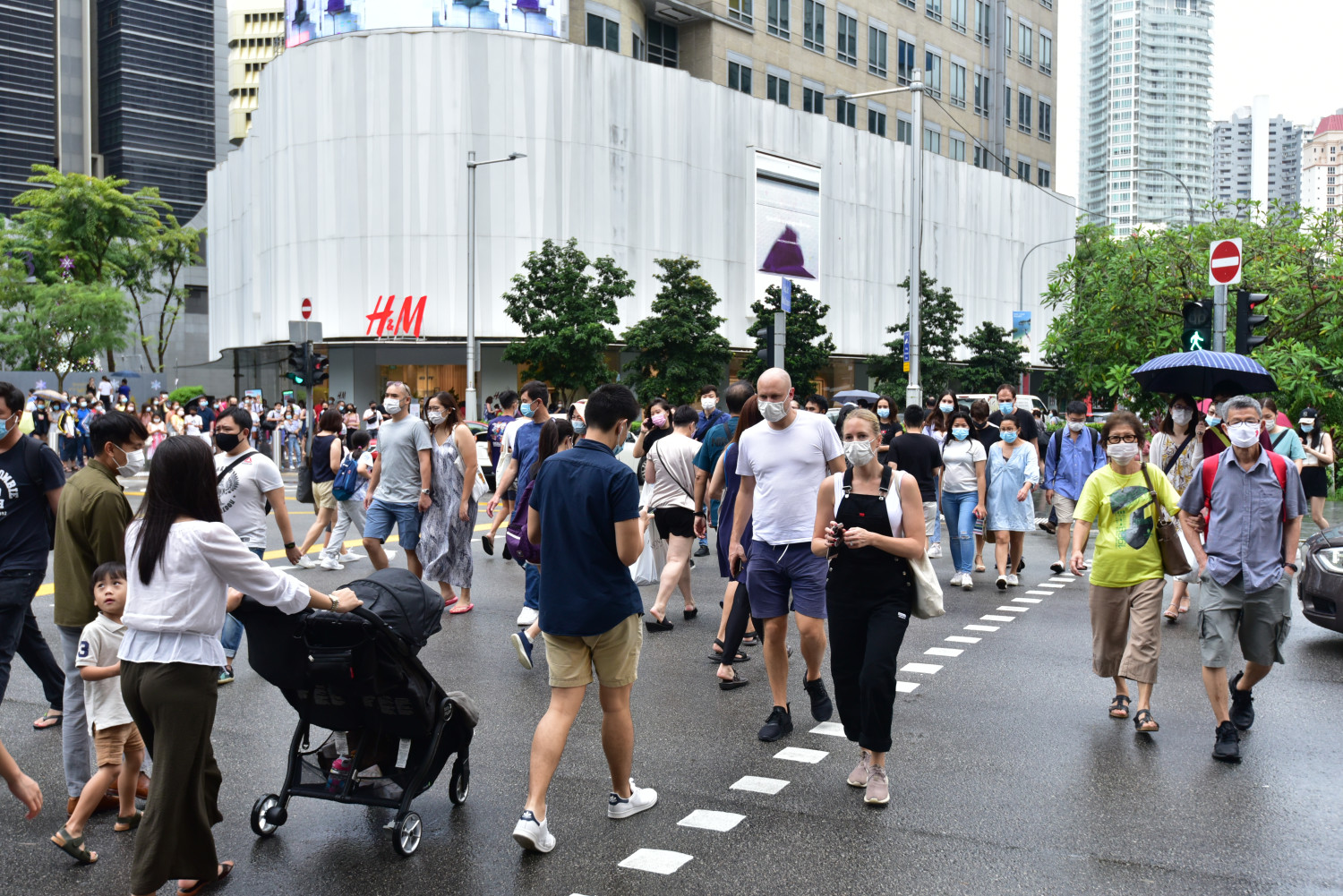 Retail rents fall 4.4% in 1Q2021 but gradually recovering - Singapore ...