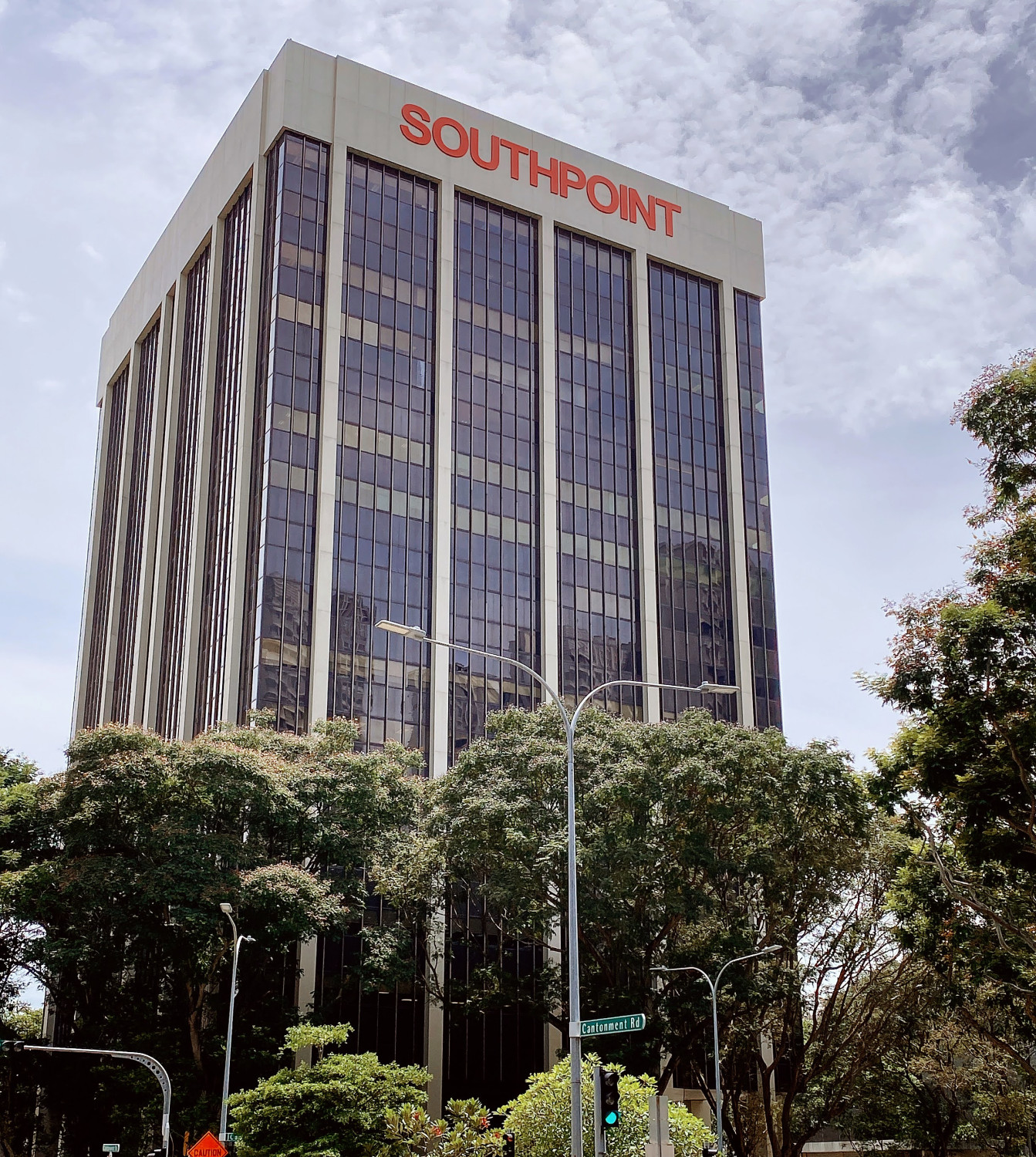 [UPDATE] Office unit at Southpoint for sale via private treaty at 18