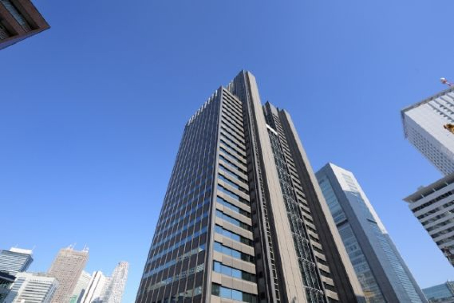 Gic Building GIC buys 43% stake in Tokyo office building for 62.5 bil yen ...